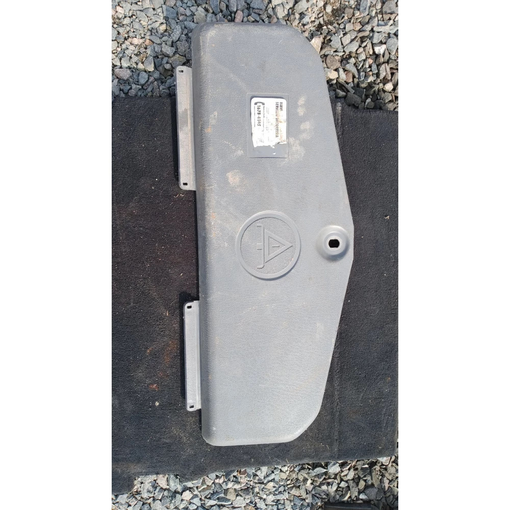 711111806810 інструментальний ящик Bmw E39