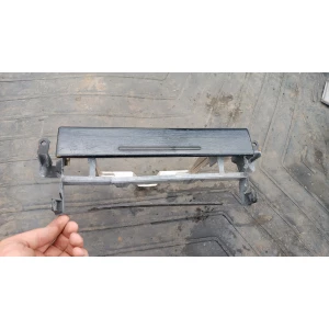 Изображение товара -  514581841599 кронштейн криплення магнитоли Bmw E39