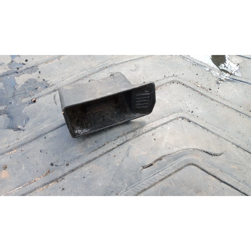 8200237 пепельница задней двери Bmw E39