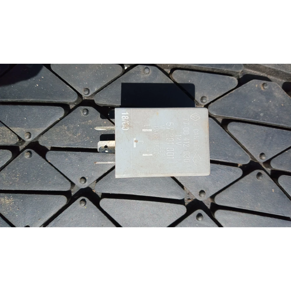 7700412030 реле центрального замка Renault