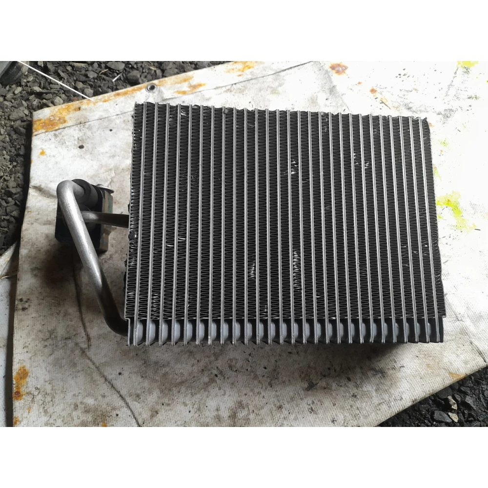 Радиатор кондиционера Mercedes-Benz w210