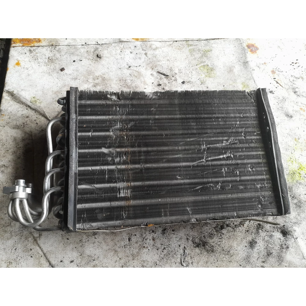 Радиатор кондиционера BMW E39