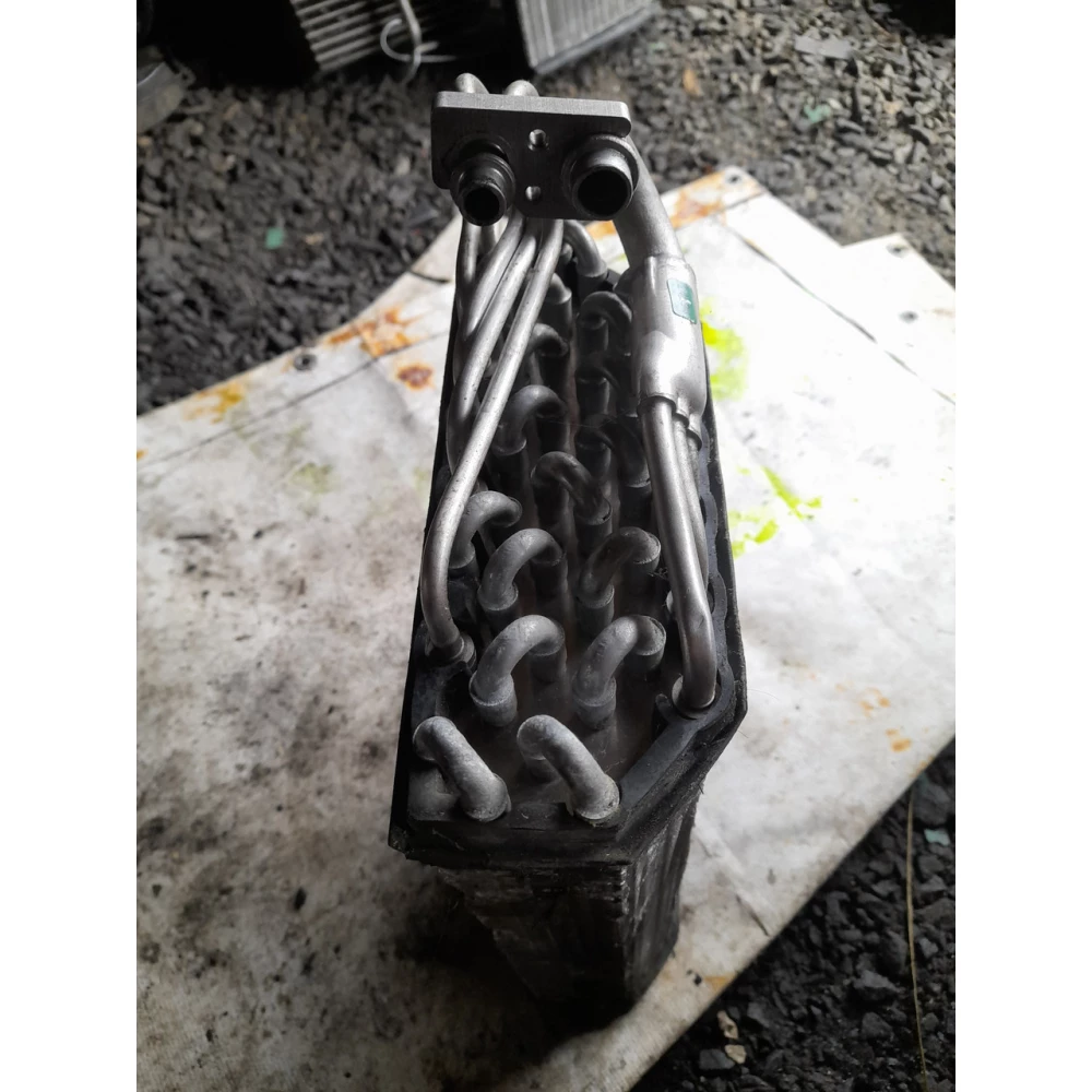 Радиатор кондиционера BMW E39