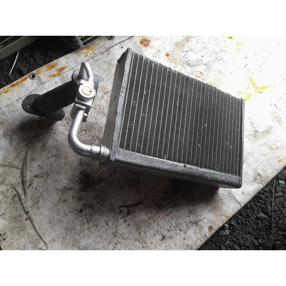 Радиатор кондиционера BMW E39