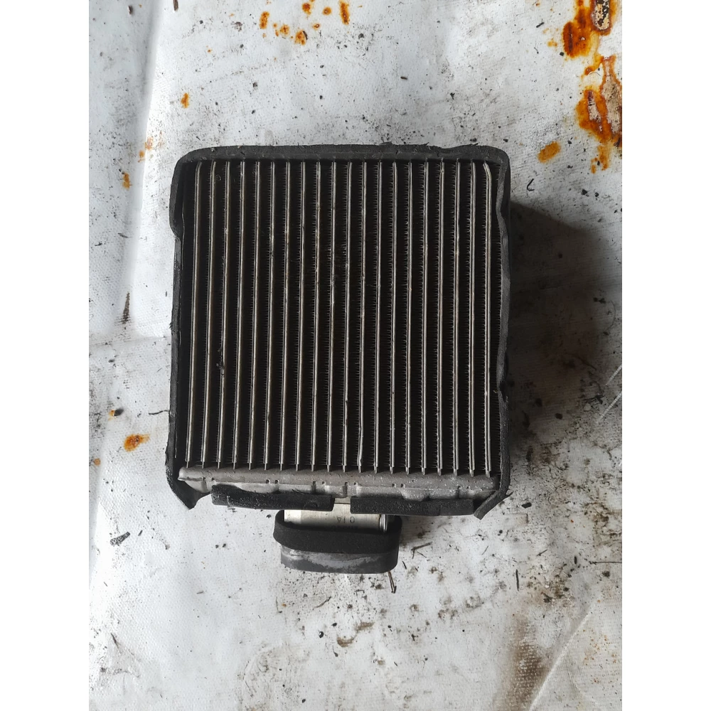 Радиатор кондиционера Nissan Almera n16