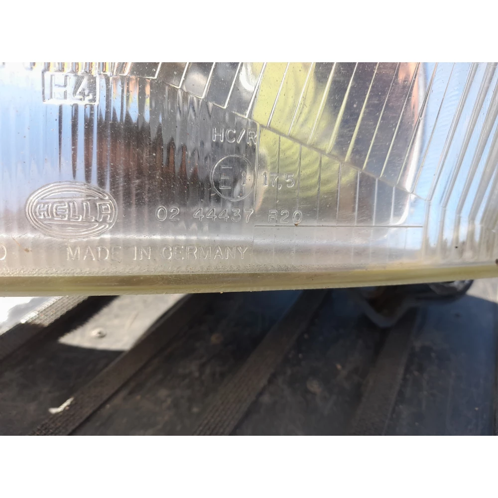 Левая фара Volkswagen T4