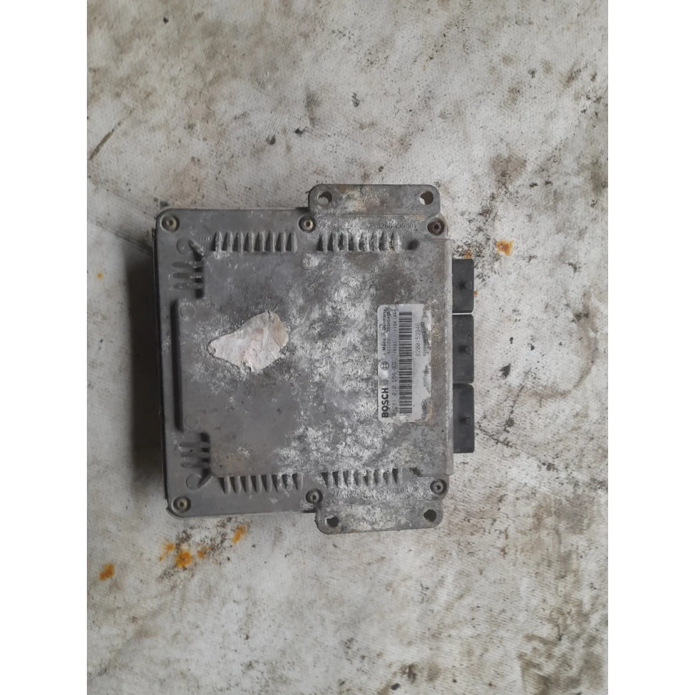 8200153946 блок управления двигателем Renault Laguna 2  1.9DCI