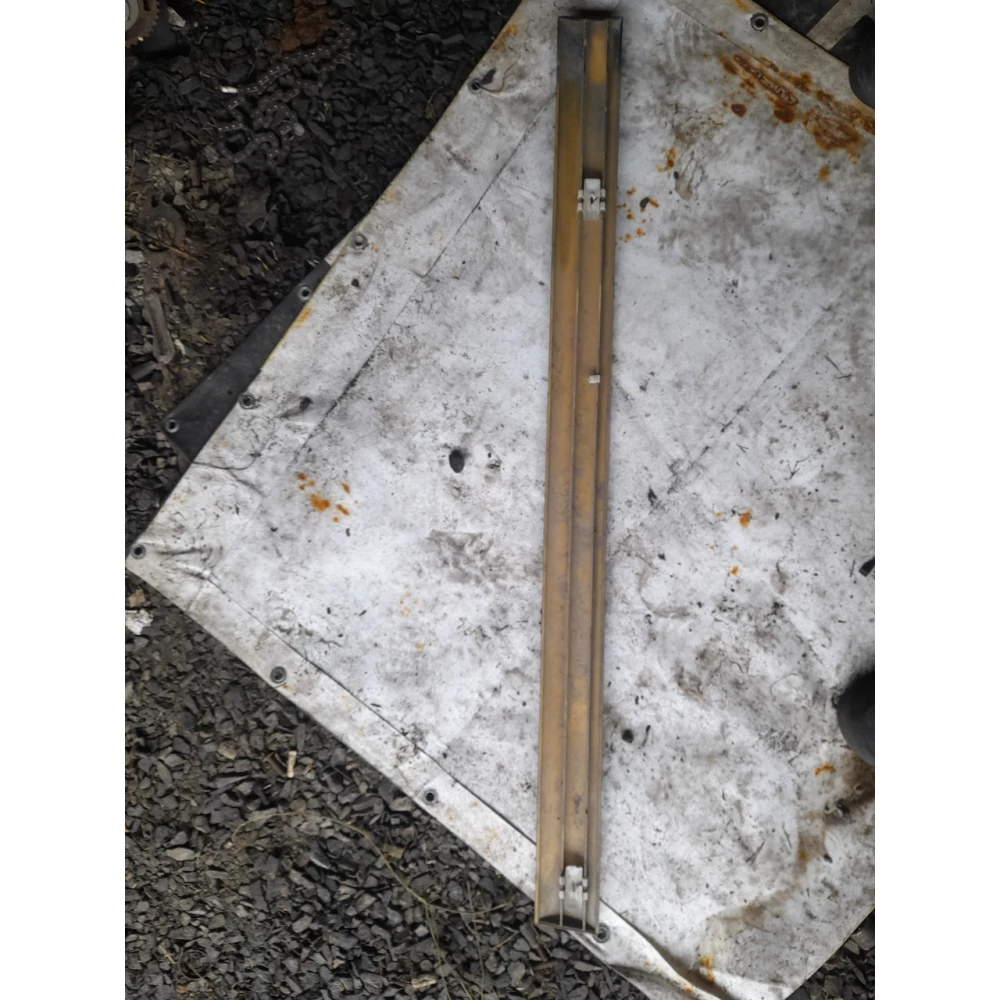 A2106900162 молдинг передней левой двери Mercedes-Benz w210