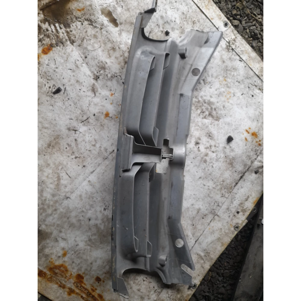 9635603977 решетка радиатора Citroën Berlingo