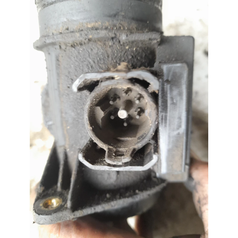 2246084 росходомер воздуха ДМРВ BMW E39 M51 2.5 tds