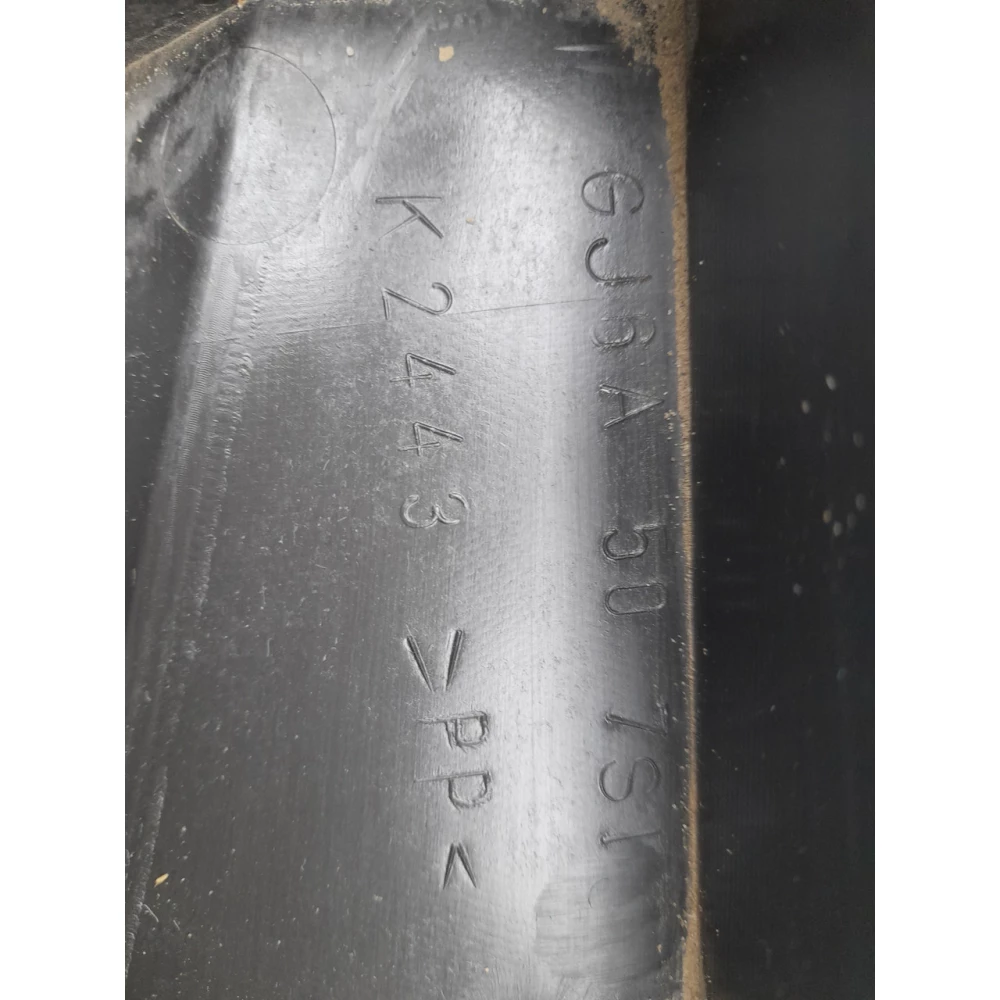 GJ6A507SI жабо ,пластик под лобовое стекло левое  Mazda 6GG