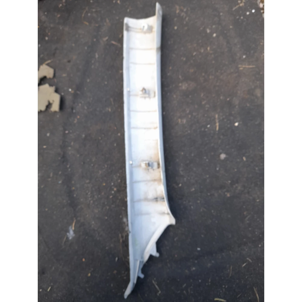 GJ6A68171 накладка стойки лобового стекла левая Mazda 6GG