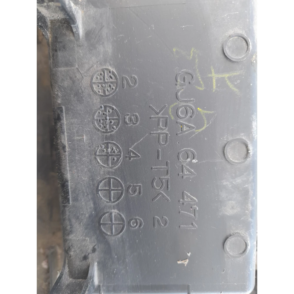 GJ6A64471 пепельница Mazda 6GG