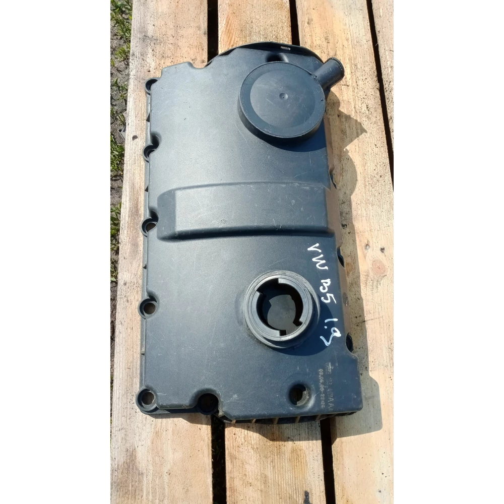 038103469 клапанна кришка Vw Passat B5 1.9