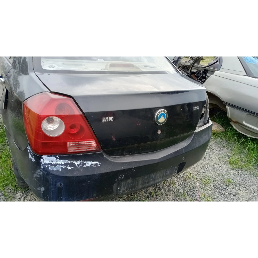 Кришка багажника Geely Mk