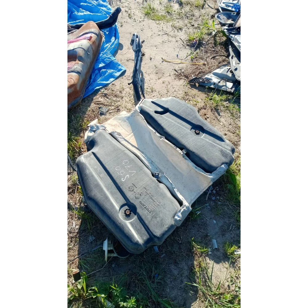 8671616 топливной бак Volvo V70