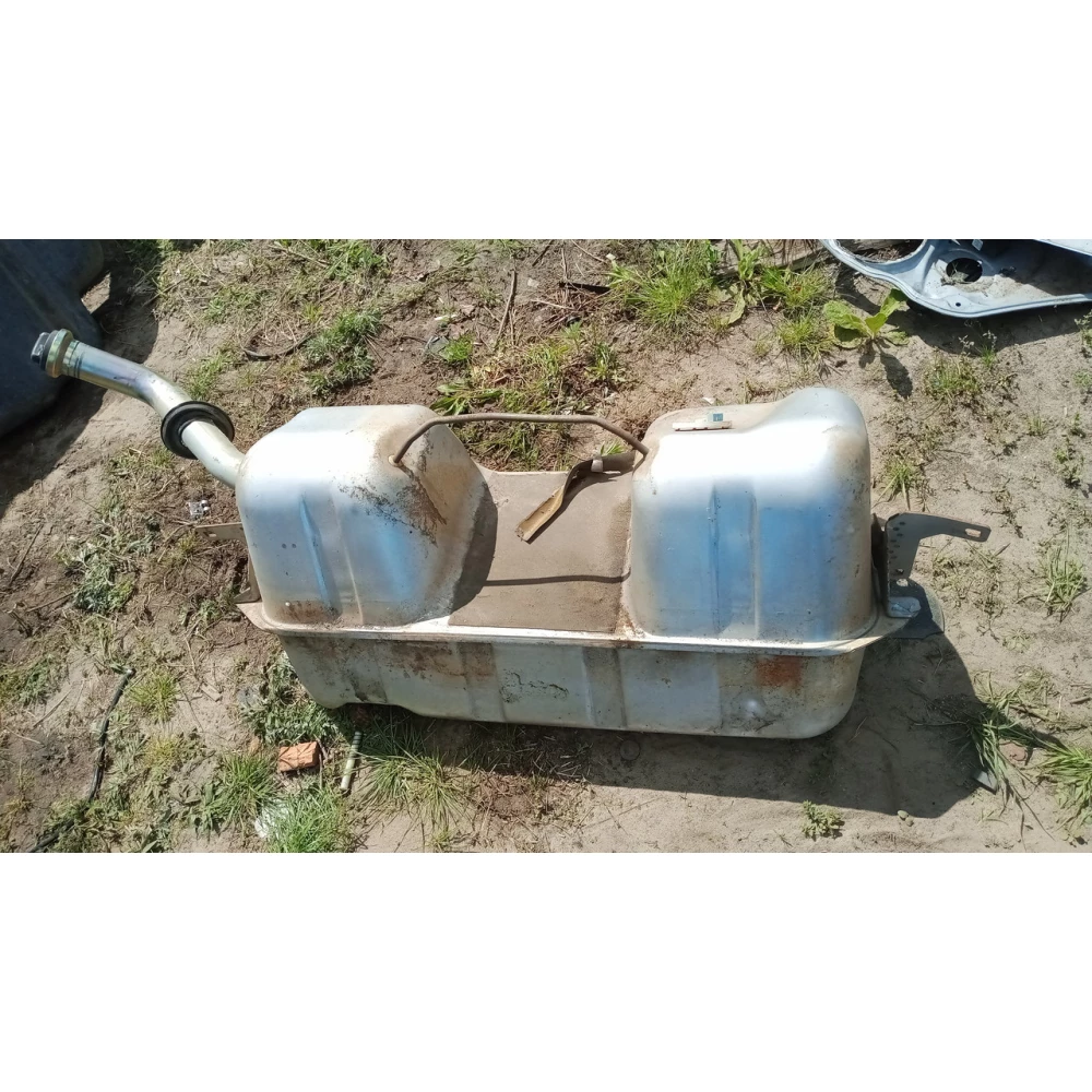 A2109972581 бак Mercedes Benz w 210