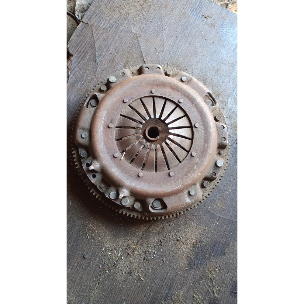 037105271K cцепление Vw Passat B4