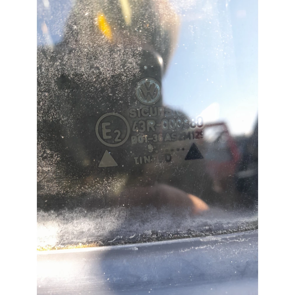 43R000980 Скло задней левой двери Vw Golf 4 универсал