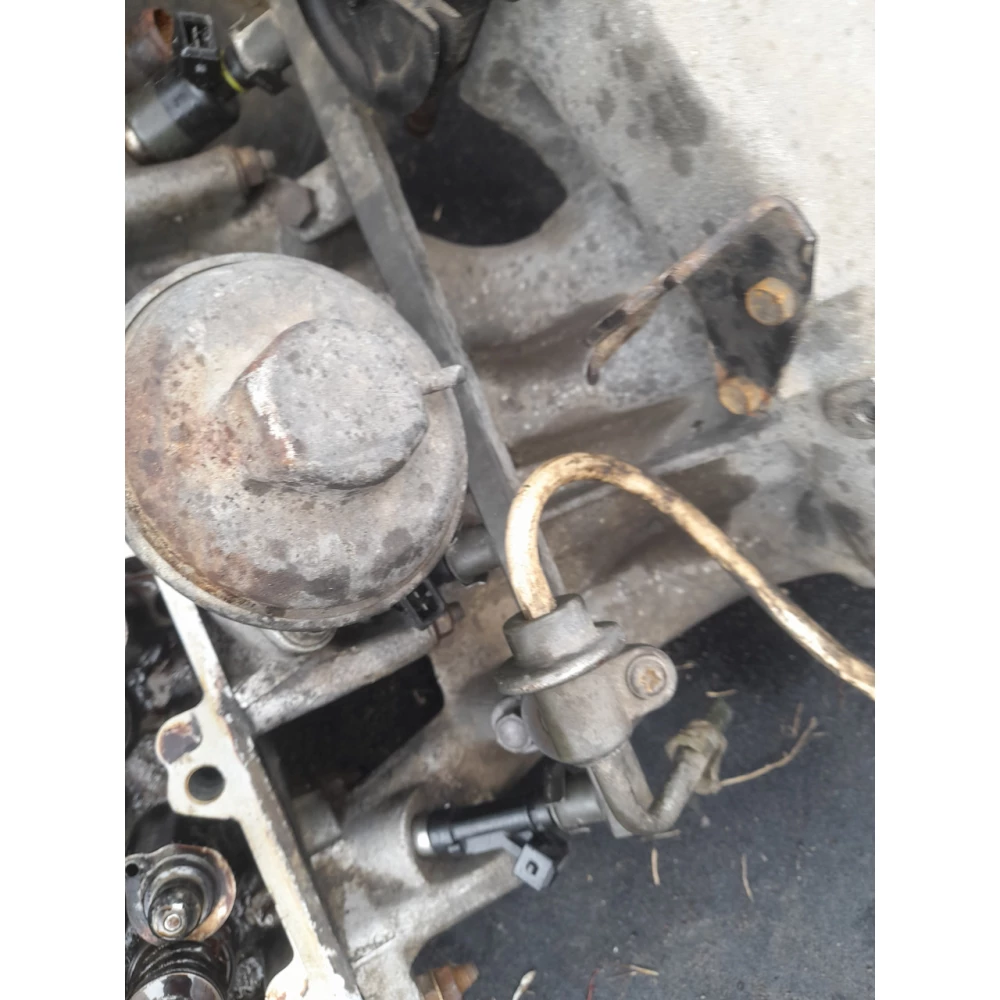 Топливная рампа Daewoo Lanos 1.5