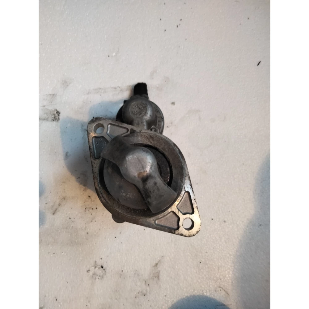 Стартер Opel Astra H 1.6 16v GM55556892