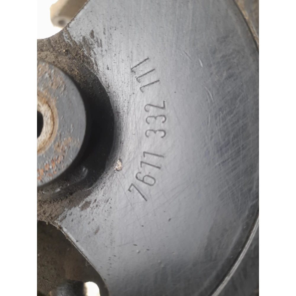 7611332111 насос гидроусилителя руля Nissan almera n16 1.8 16v