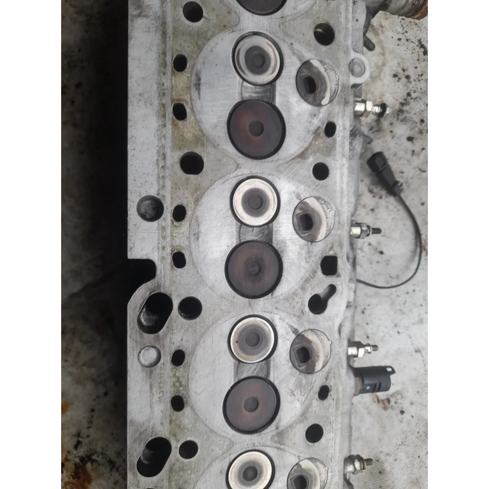 2247054 головка блока цилиндров  BMW E39 M51 2.5 tds