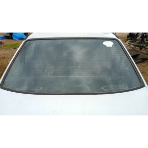 Изображение товара -  43R001057 заднее скло Vw Jetta 2