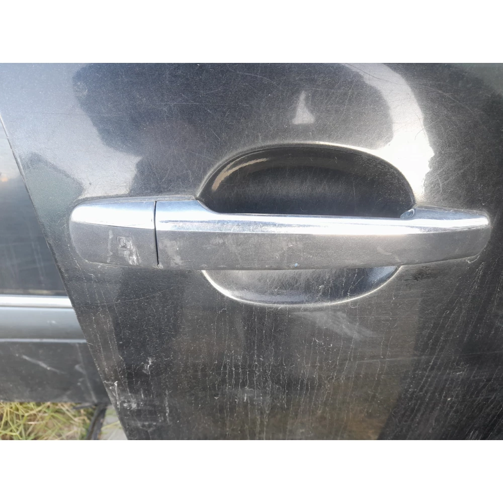 Передняя правая ручка двери Mercedes-Benz w210