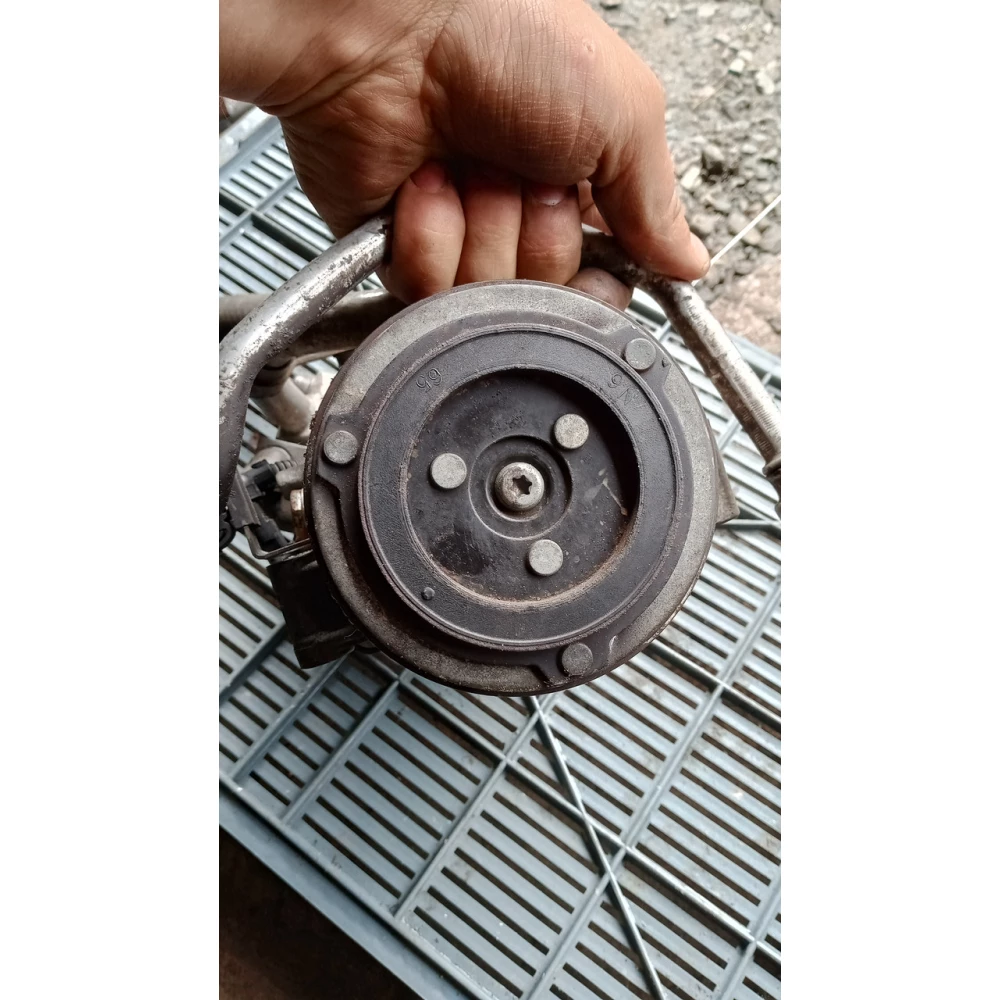 918279402 компрессор кондиционера  Bmw E36 1.6