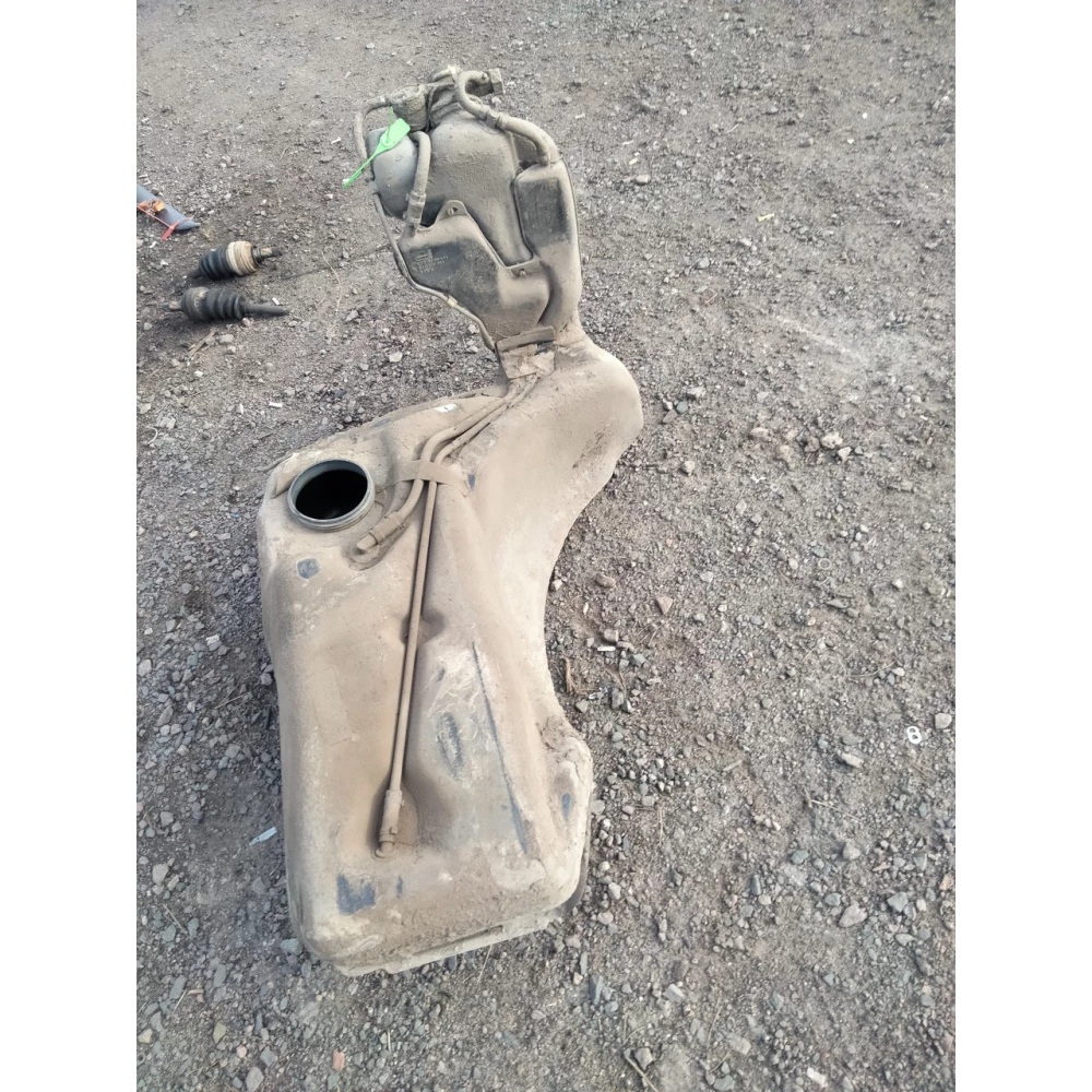 Топливный бак Audi 80 B4  8AO 201 303