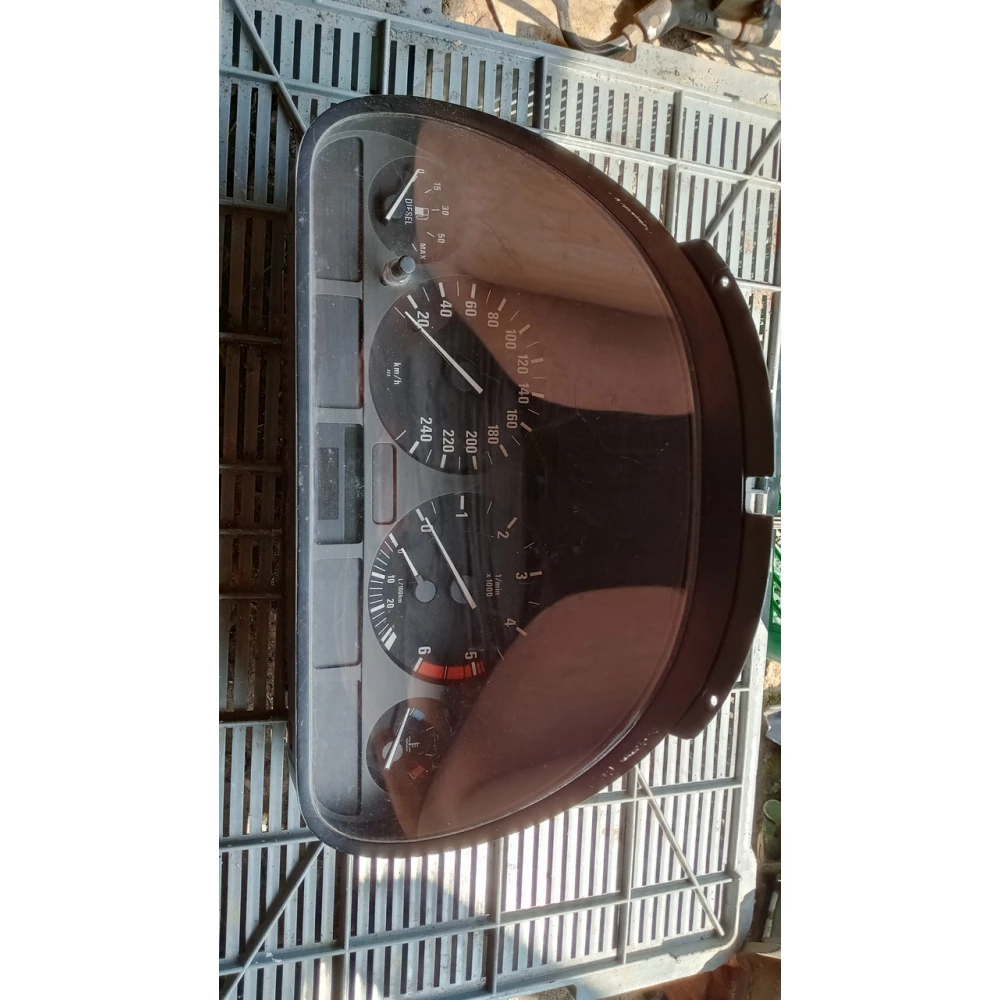 87001313 панель приборов Bmw E39 2.5D