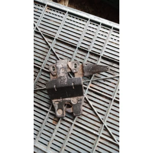 Изображение товара -  8168892 замок багажника Bmw E 39  универсал