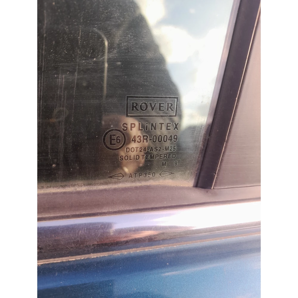 Заднее левое скло Rover 75