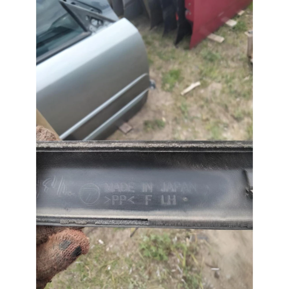 Молдинг на переднюю левую дверь Subaru Legacy Outback 3 BP 2003-2009