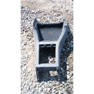 Изображение товара -  8a1863243 центральний тунель Audi 80B4