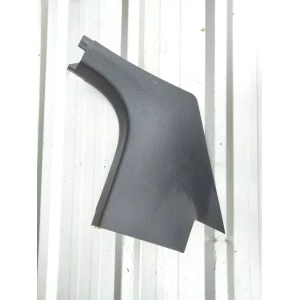 Изображение товара -  Накладка передней стойки нижняя правая VOLKSWAGEN PASSAT B7 USA 561-863-484