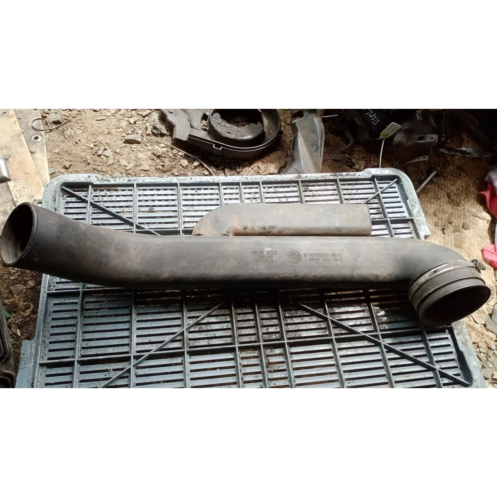 A6041400912 воздушний патрубок Mercedes Benz w 210