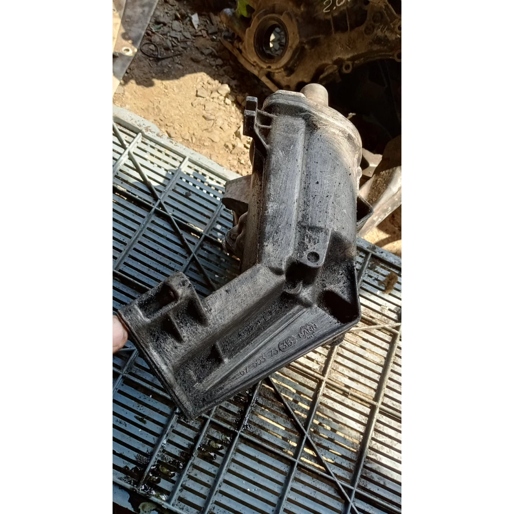 6750373316 корпус масляного фільтра Bmw E36