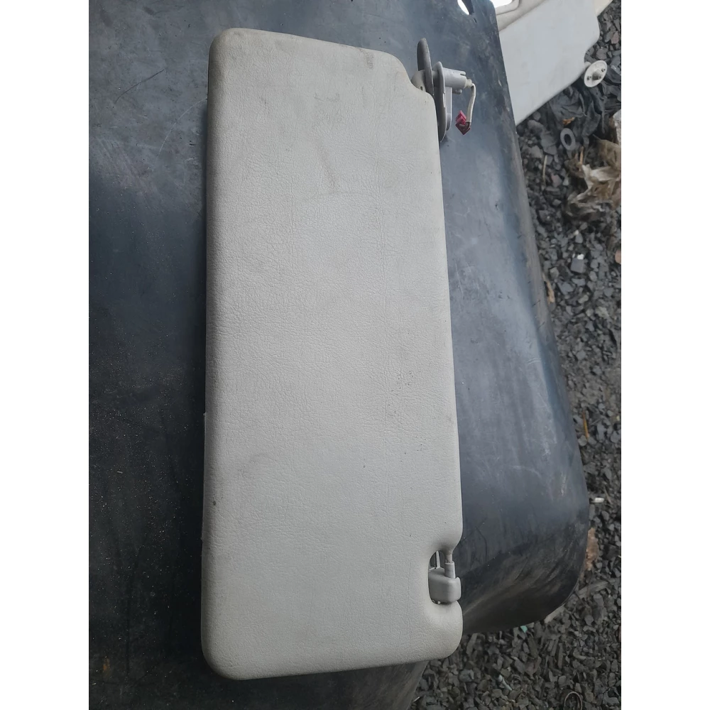 Правый солнцезащитный козирок Bmw E39