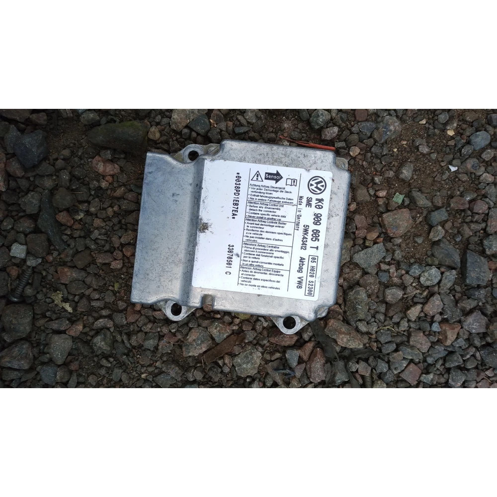 1k0909605T блок Airbag Skoda Octavia A5
