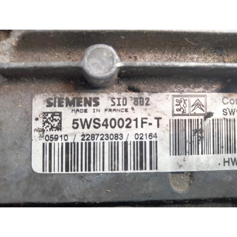 Блок управления двигателем Citroen C 3 5WS40021F-T.  SW9647202380