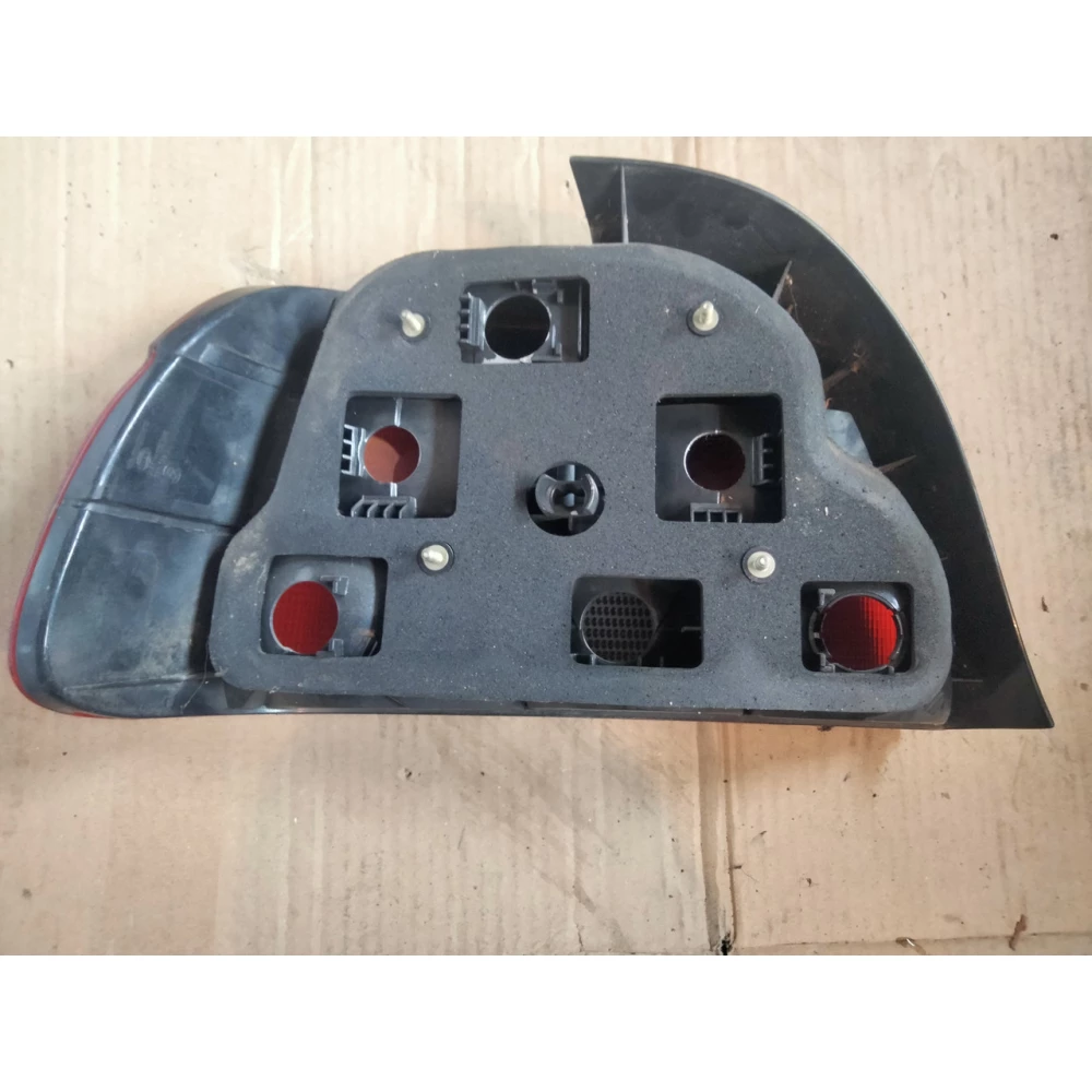 Фонарь задний правый BMW E39 седан