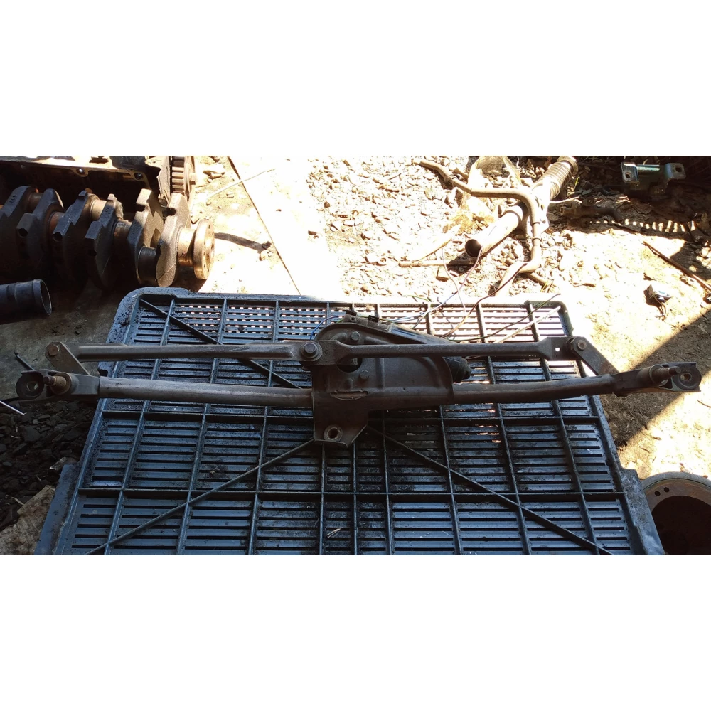 8D1955023 трапеция дворников Audi A4 B5