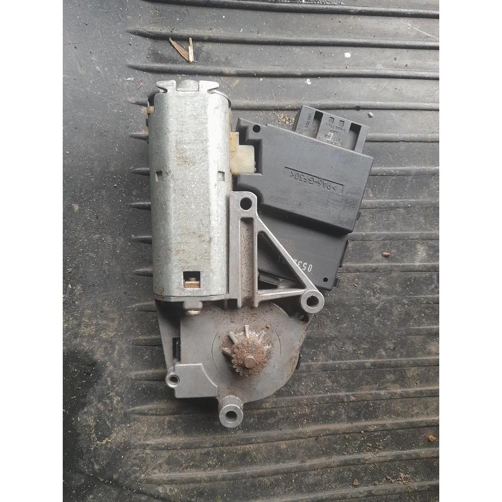 Моторчик люка Bmw E39