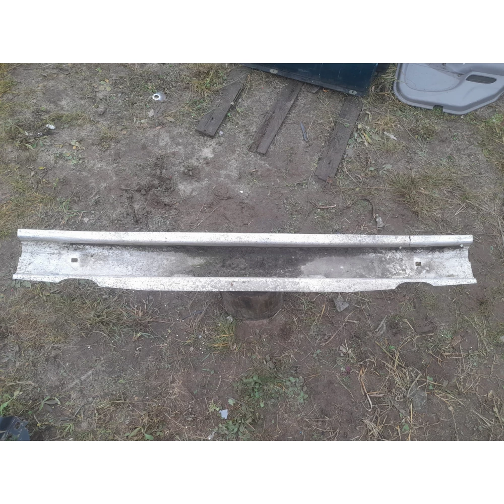 Уселитель переднего бампера Vw Passat B5