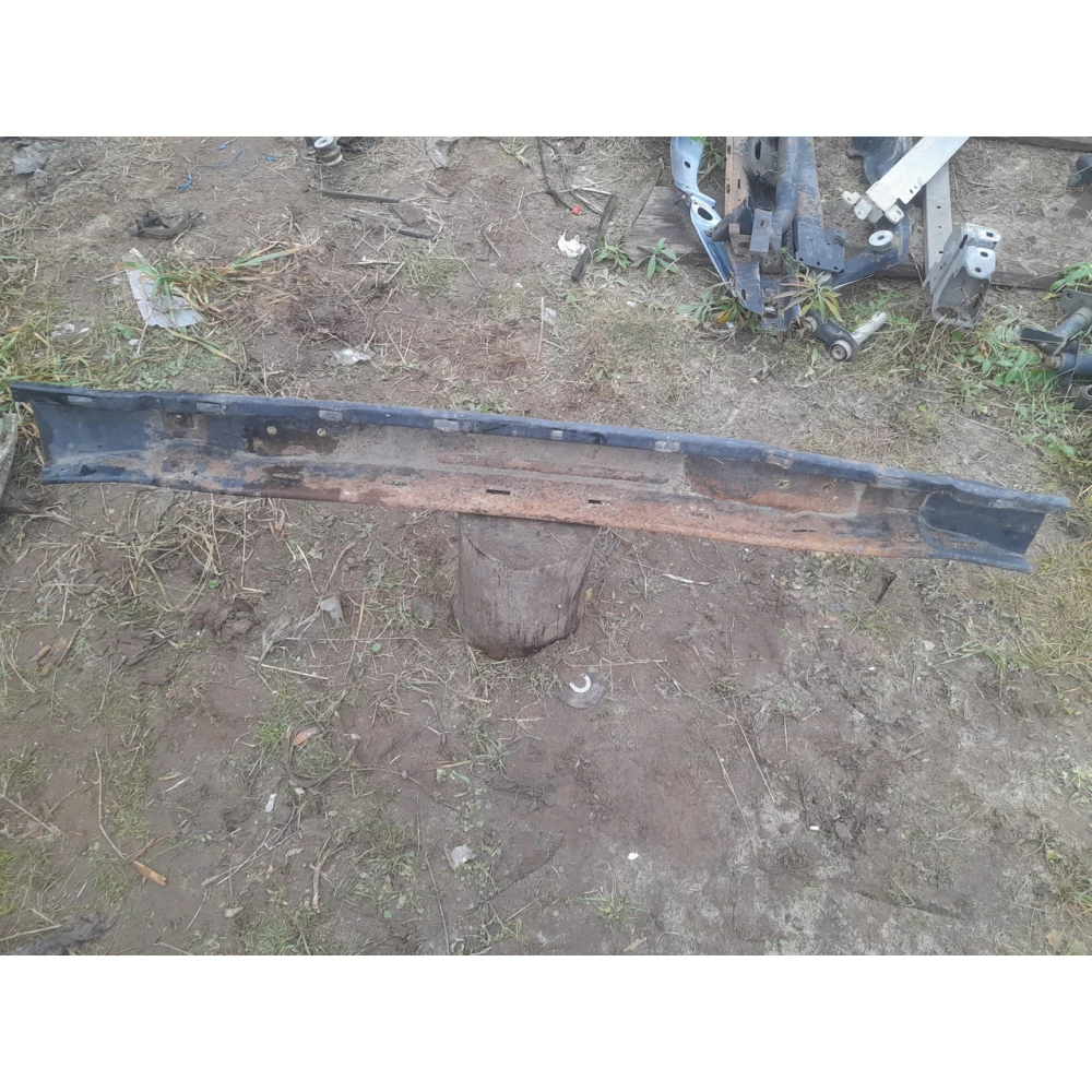 Уселитель бампера Vw Golf 3