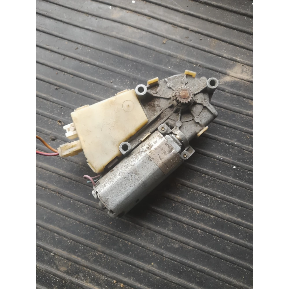 Моторчик люка Bmw E36