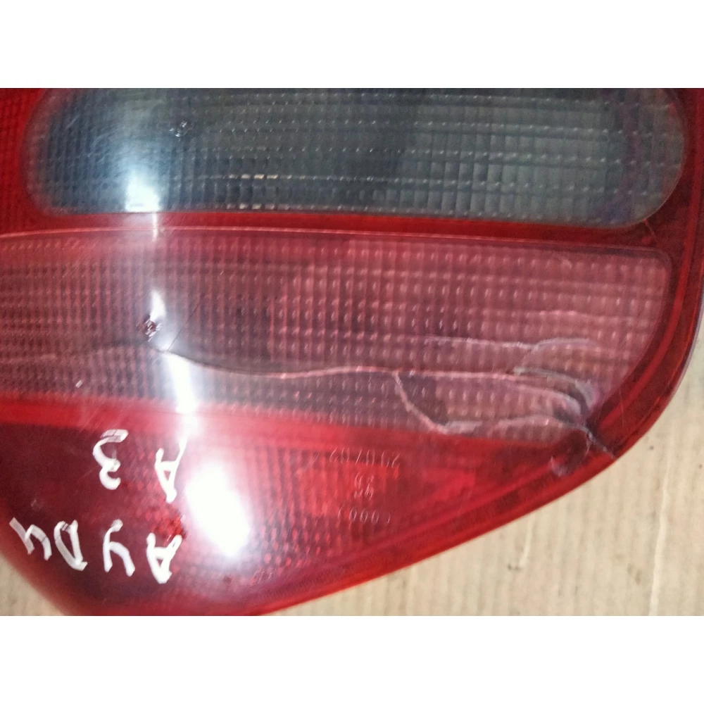 Фонарь задний правый AUDI A3