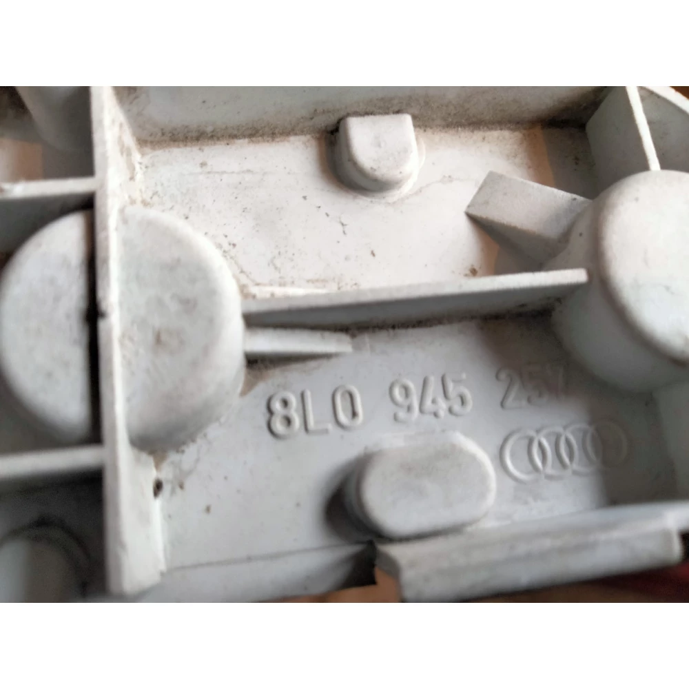 Плата заднего правого фонаря AUDI A3